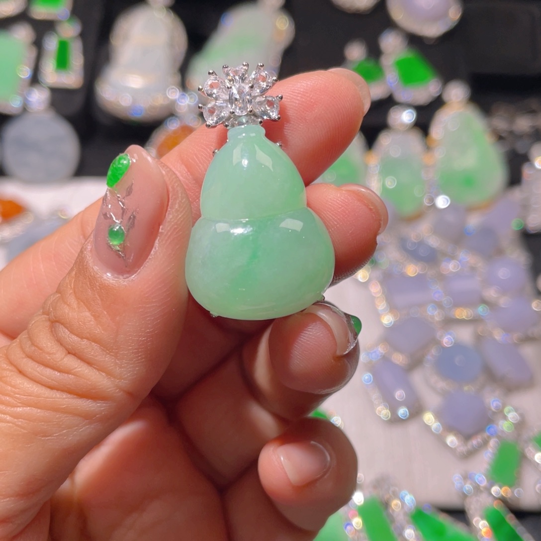 翡翠颈饰银S925镶嵌精品