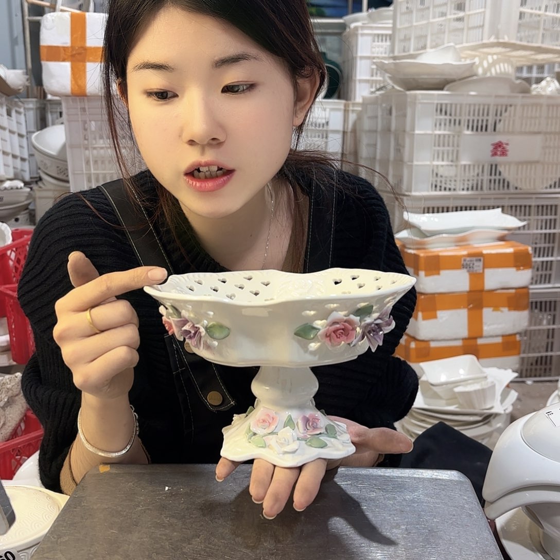 盘微瑕产品……捏花一个