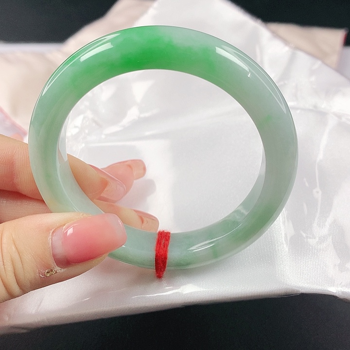 未镶嵌手镯翡翠翡翠906