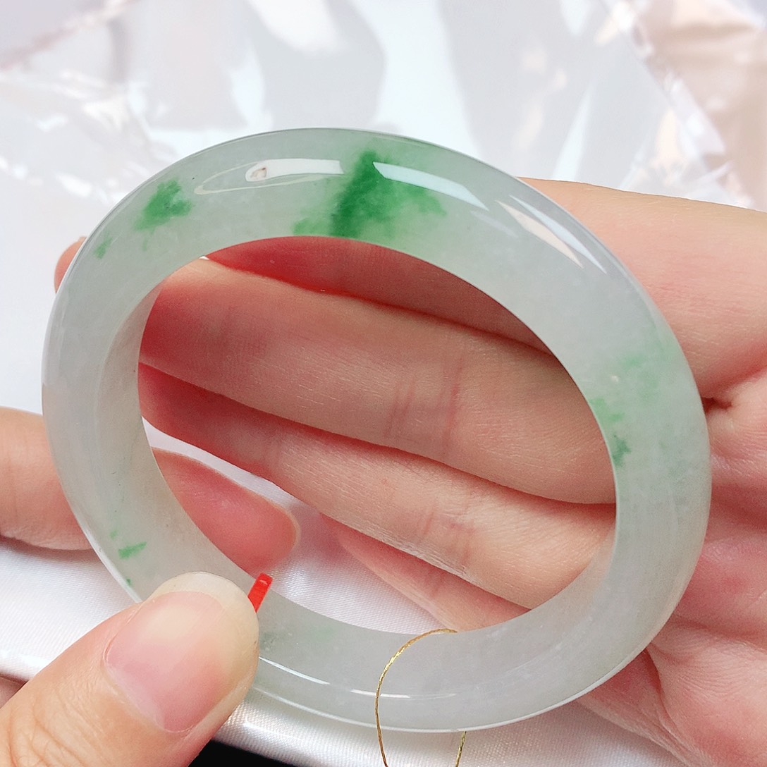 翡翠手镯未镶嵌抖音753