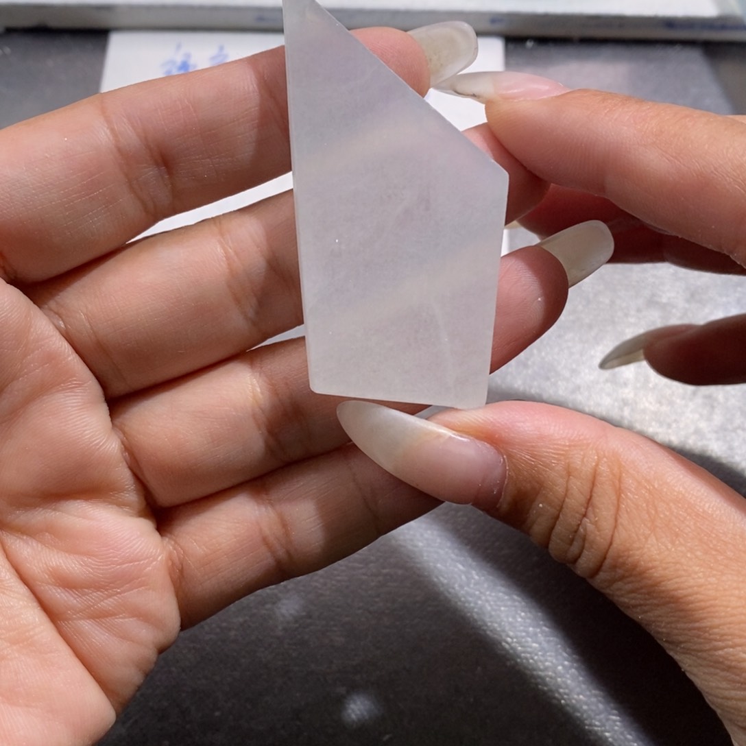 未镶嵌挂件翡翠?****