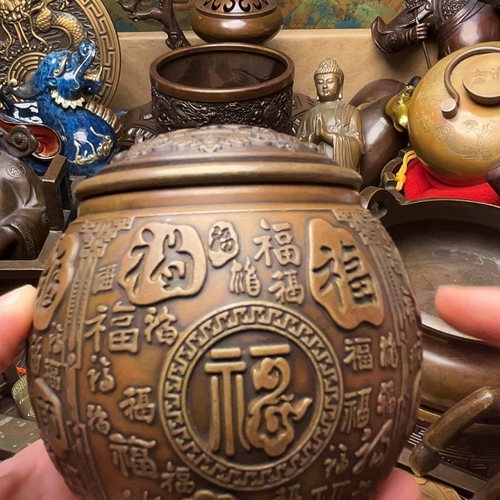 精美铜器批发档口