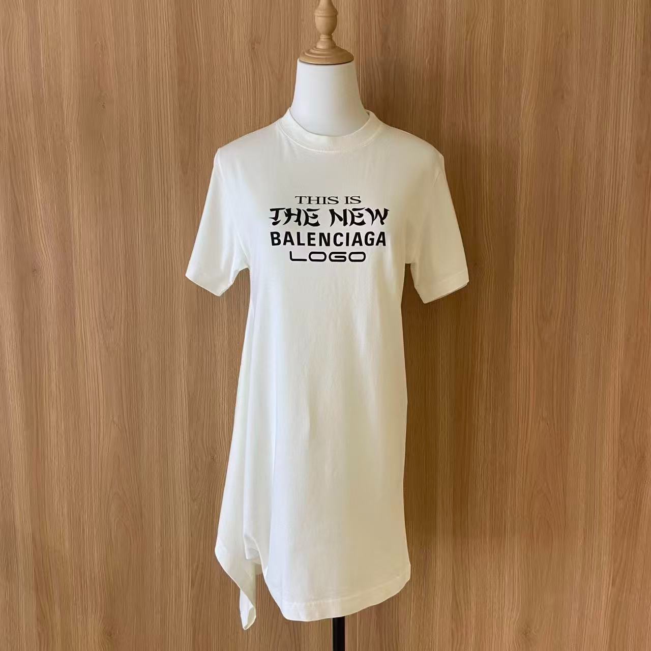 99新 Balenciaga/巴黎世家 susu壹臻白色字母不规则T恤 S18991713