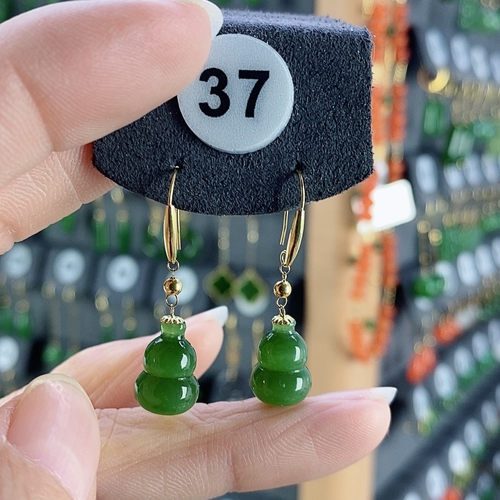 和田玉耳饰18K金镶嵌