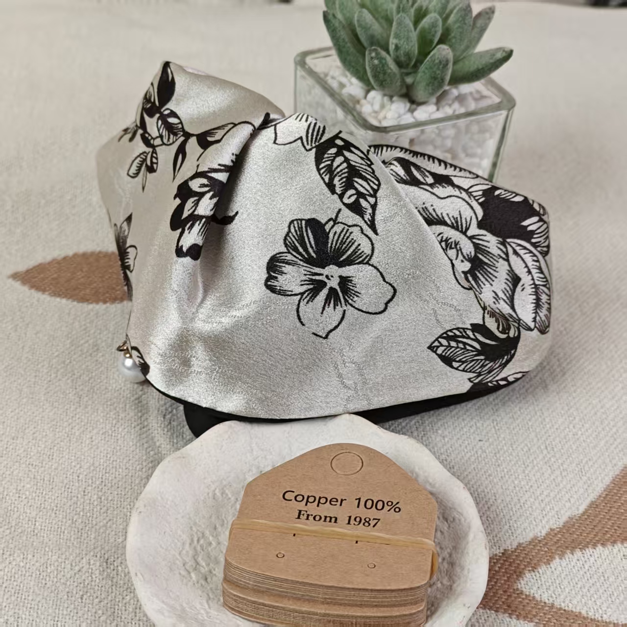 芙奈琪00423高端轻奢抓夹