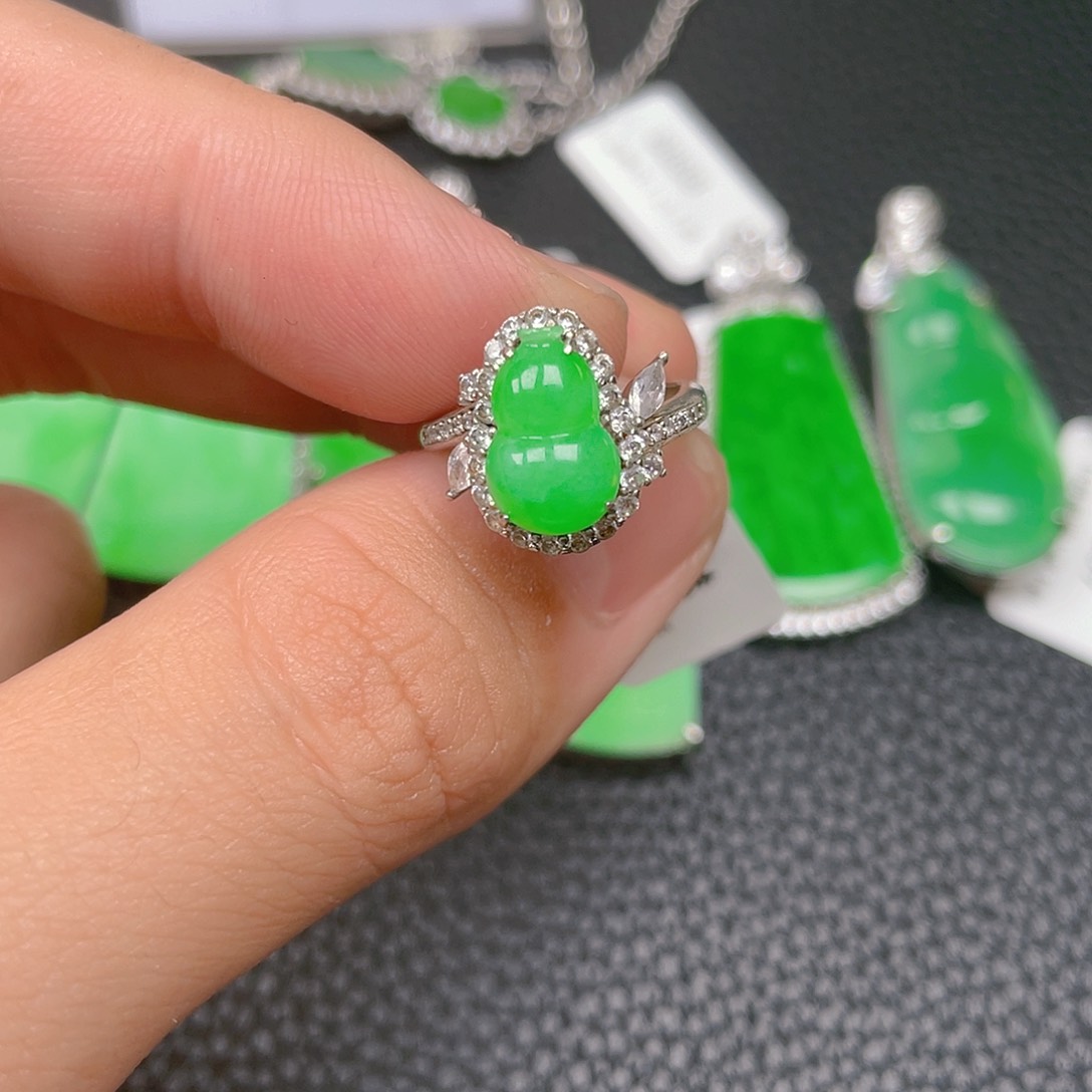 【闪购商品】翡翠吊坠(不含链)银S925镶嵌