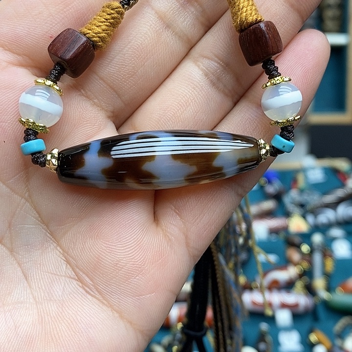 玛瑙/玉髓颈饰合金