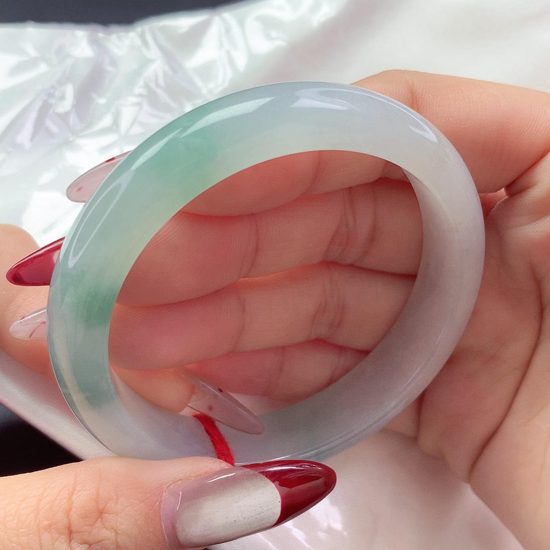 【闪购商品】翡翠手镯未镶嵌a 31997