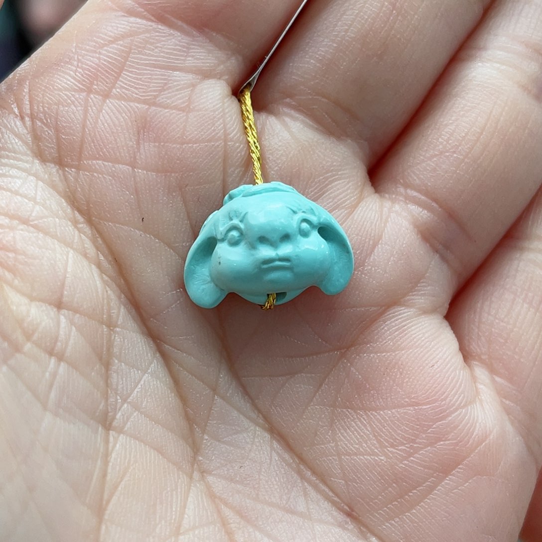 绿松石颈饰未镶嵌