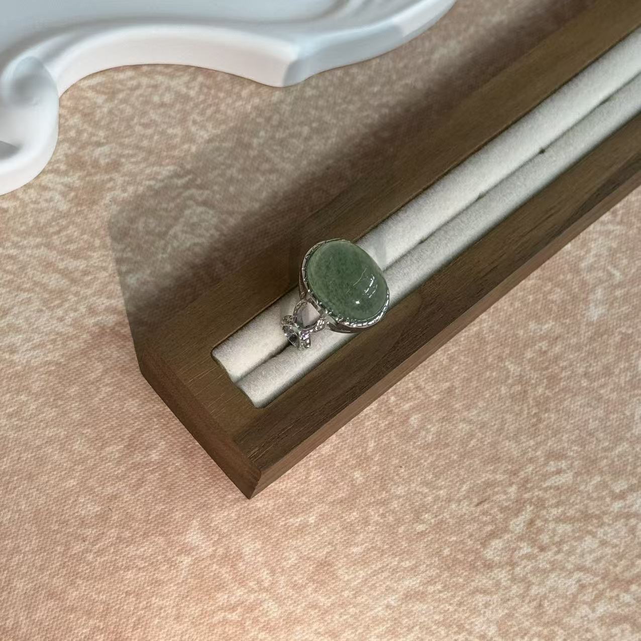 9694 精致设计款时尚戒指