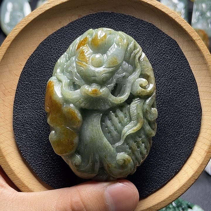 翡翠颈饰未镶嵌缅甸a货