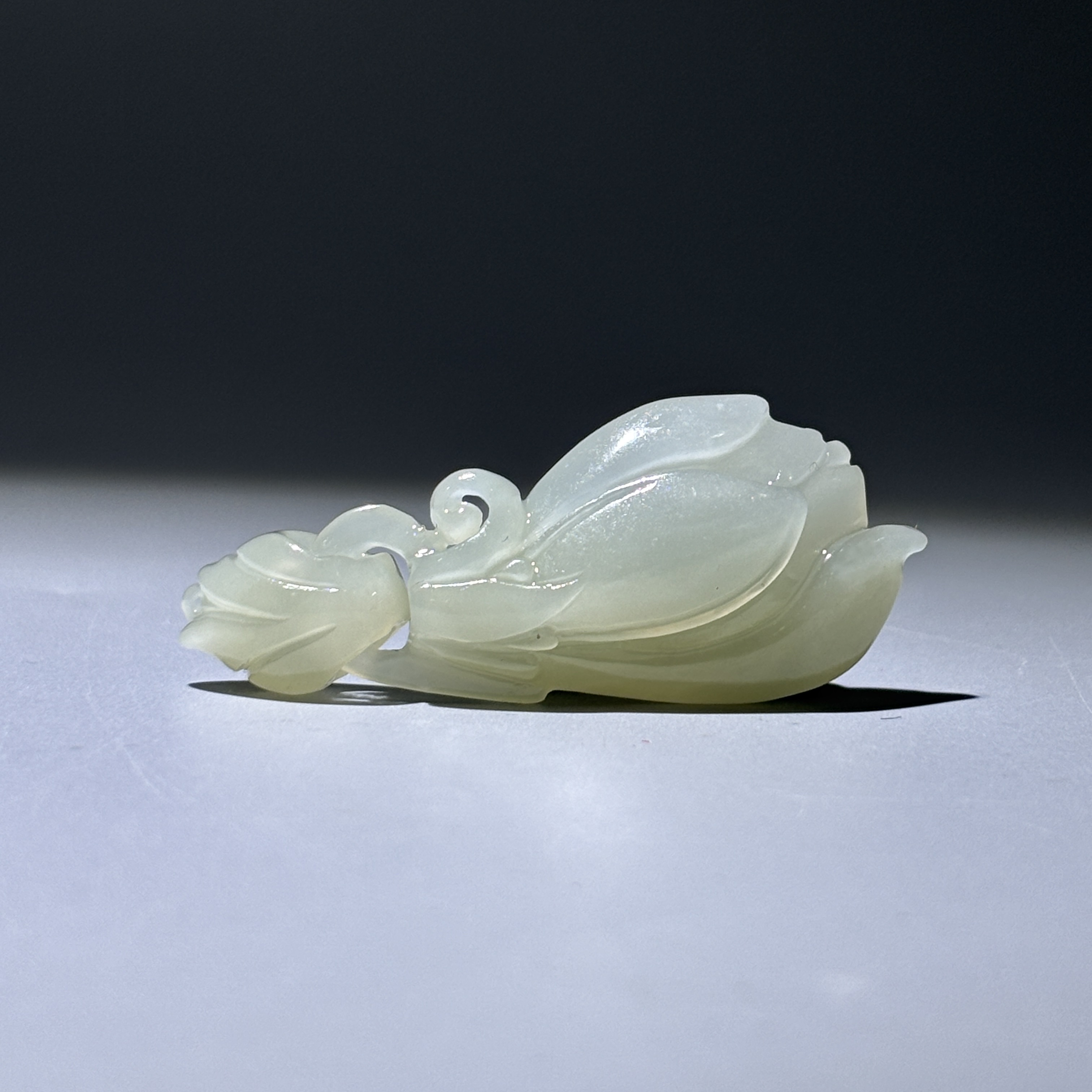 民-古玉玉兰花挂件2504140014