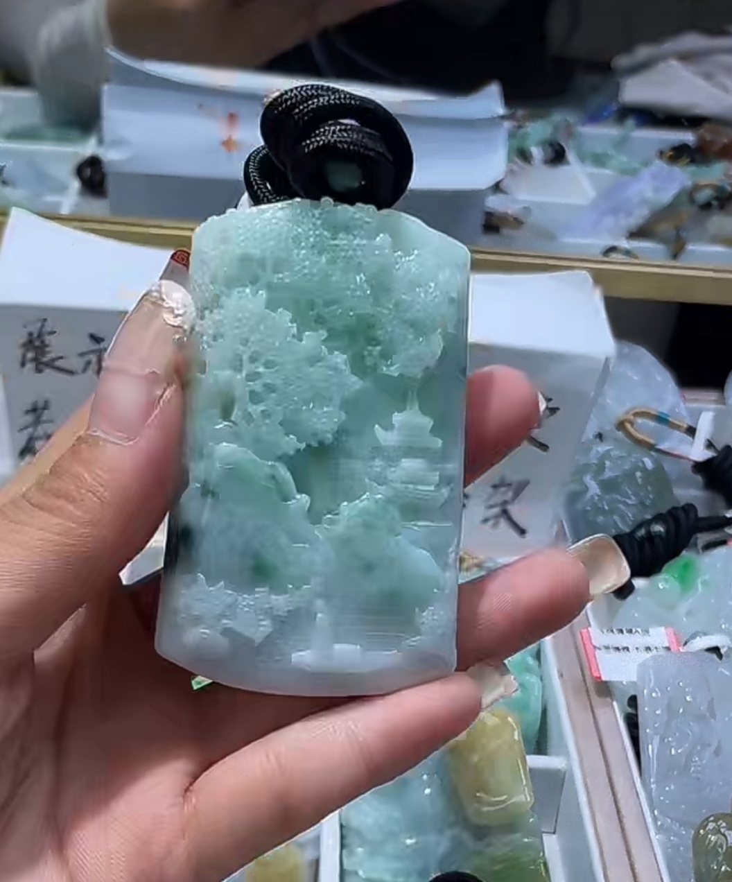 天然缅甸翡翠A货