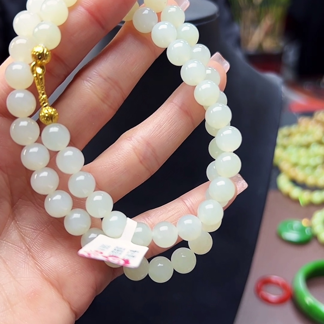 和田玉未镶嵌颈饰卡8