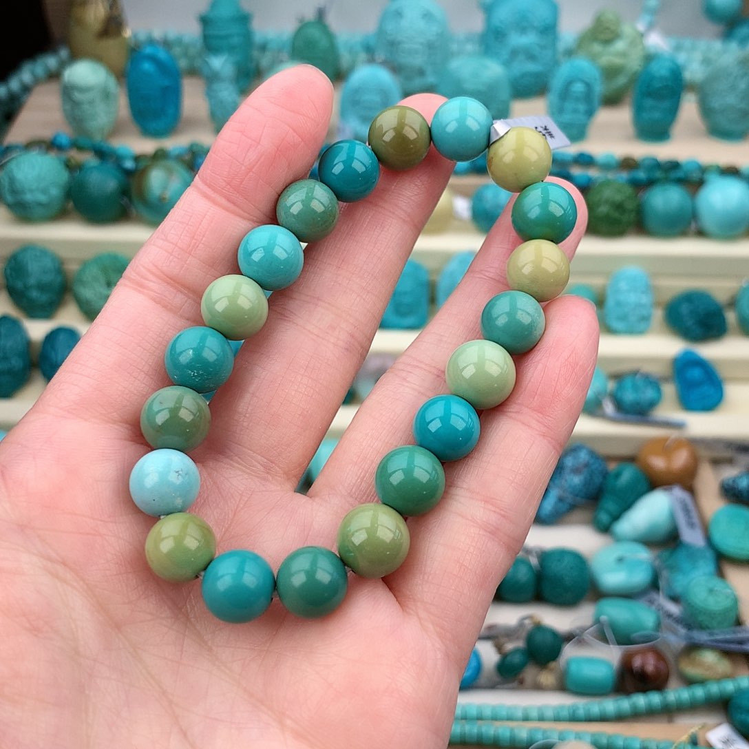 绿松石未镶嵌珠宝奇石