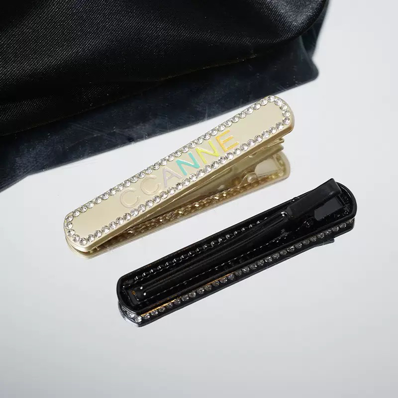 香香带钻金属彩色字母黑白017