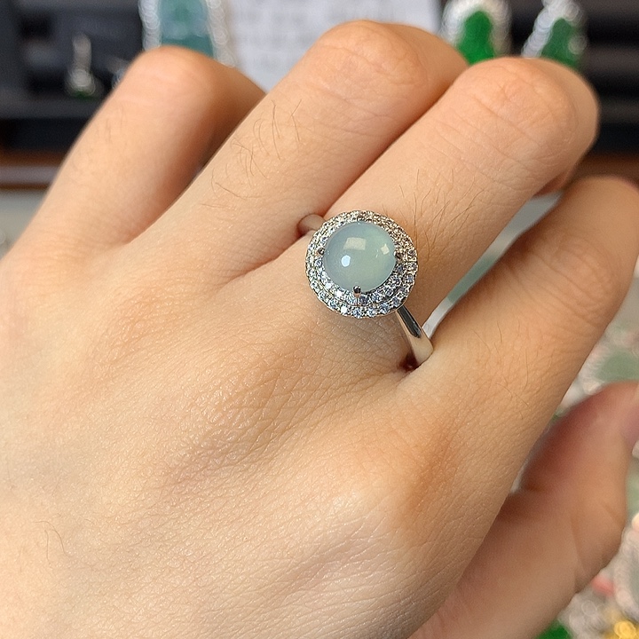 翡翠未镶嵌戒指戒指