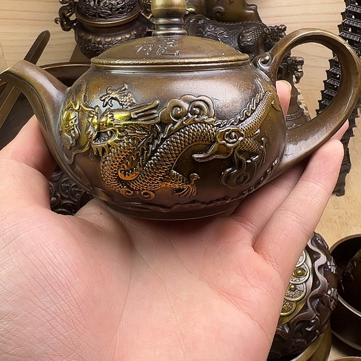 精美铜器，点击下单