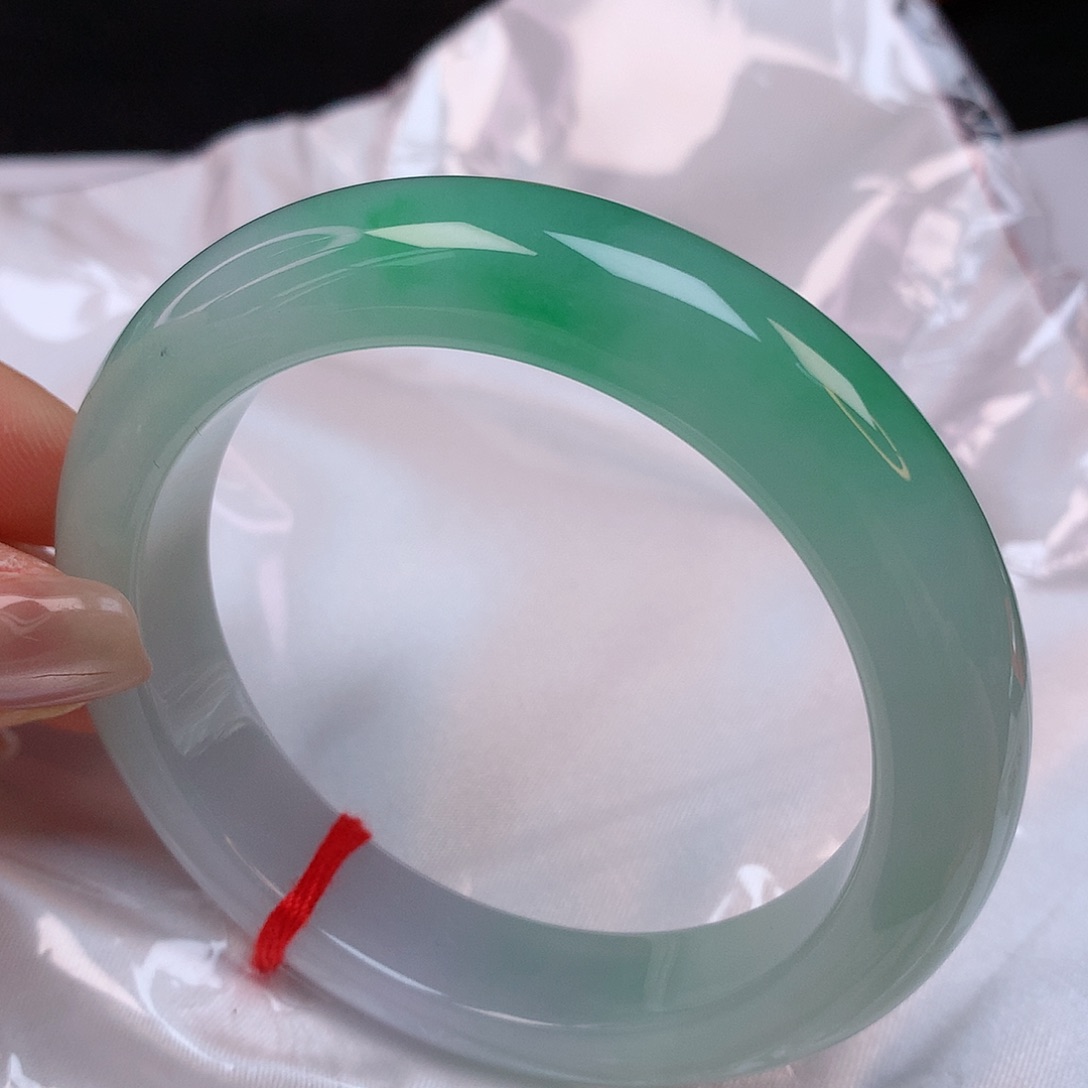 【闪购商品】翡翠手镯未镶嵌56翡翠手镯