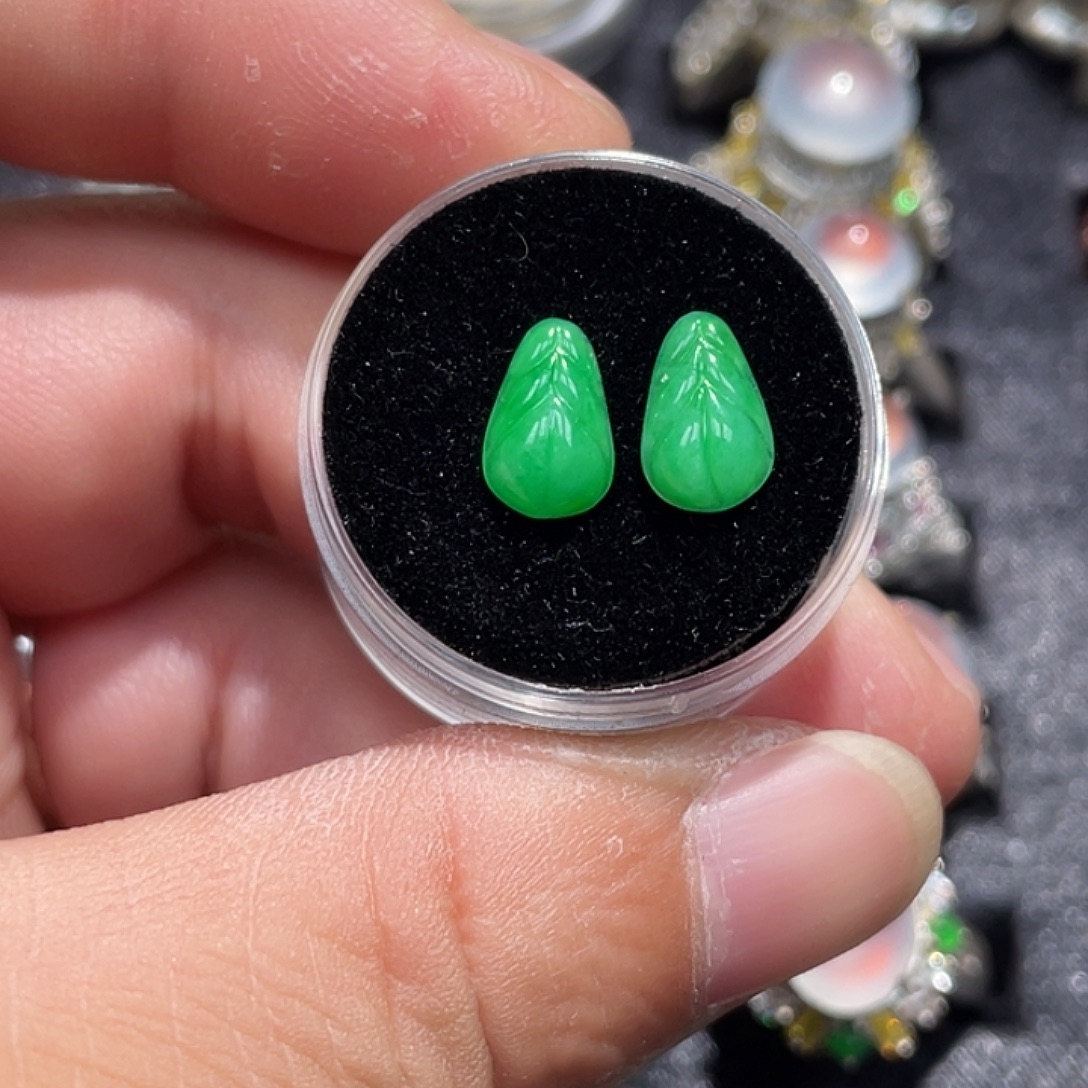 翡翠散珠阳绿叶子裸石