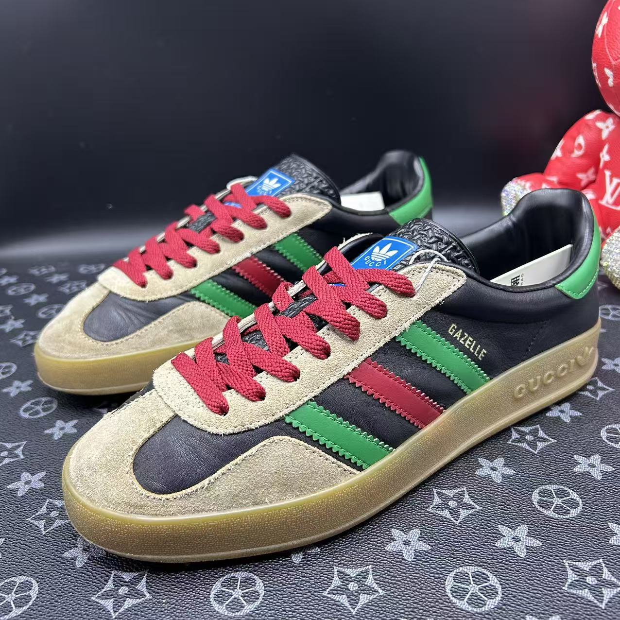 95新 GUCCI/古驰 男士黑棕德训板鞋41欧码lz516