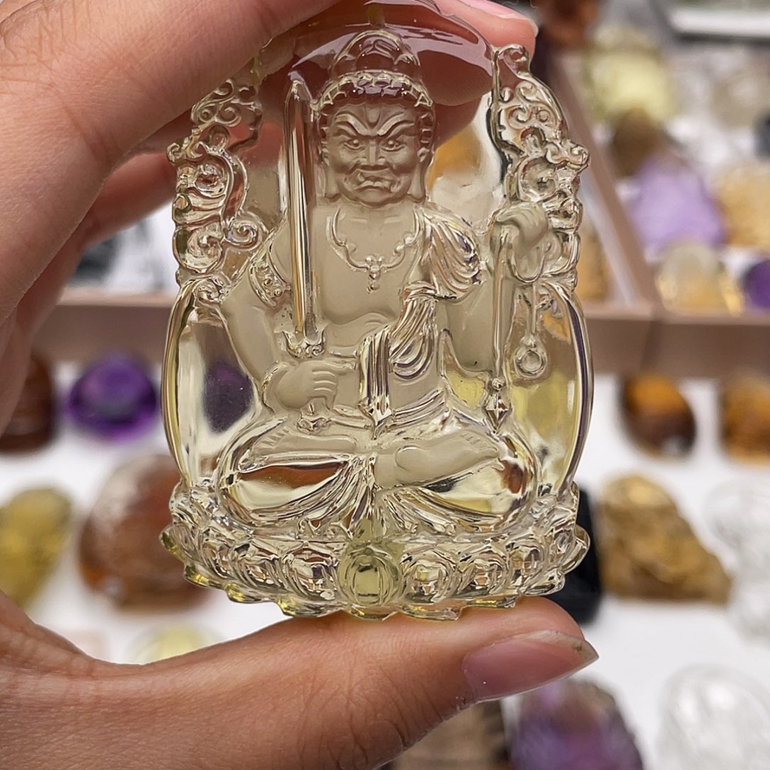 未镶嵌水晶颈饰定制吊坠不动