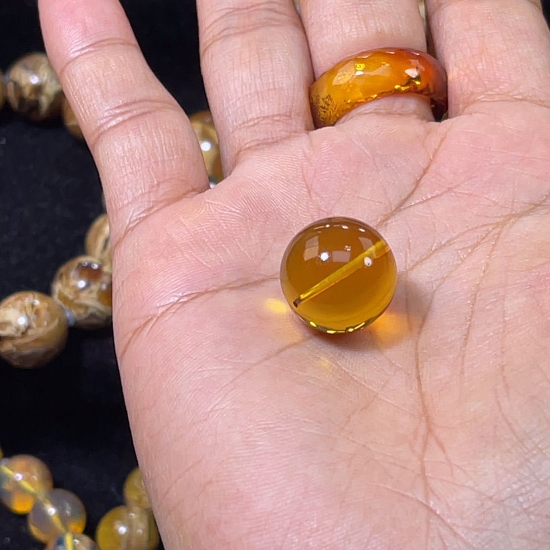 默***凉琥珀未镶嵌手串珠子