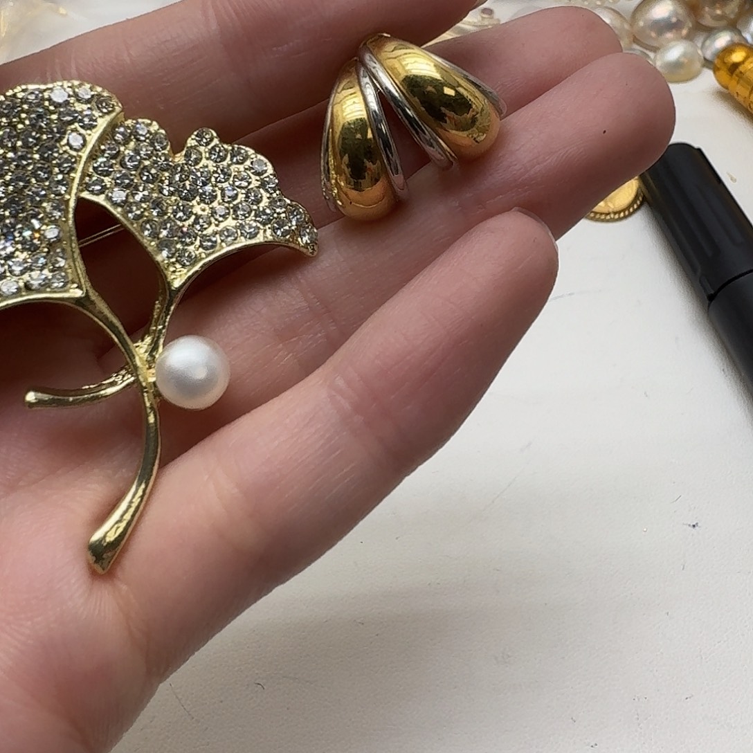 耳饰未镶嵌淡水珍珠