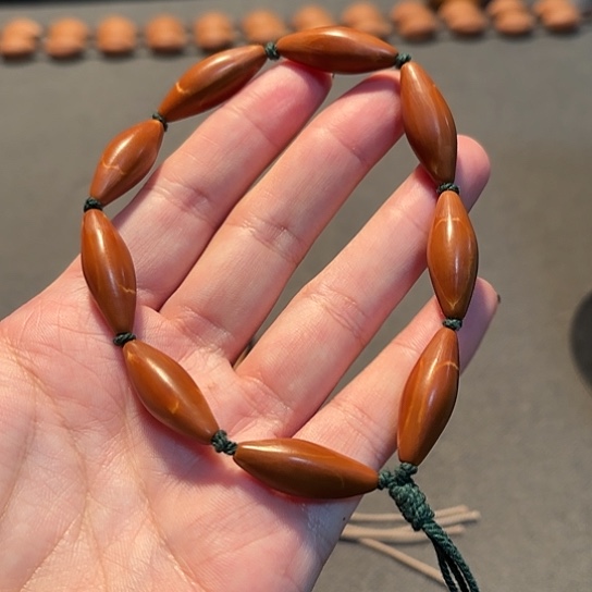 0.9小柳叶光板手串款