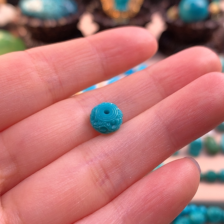 绿松石配饰未镶嵌