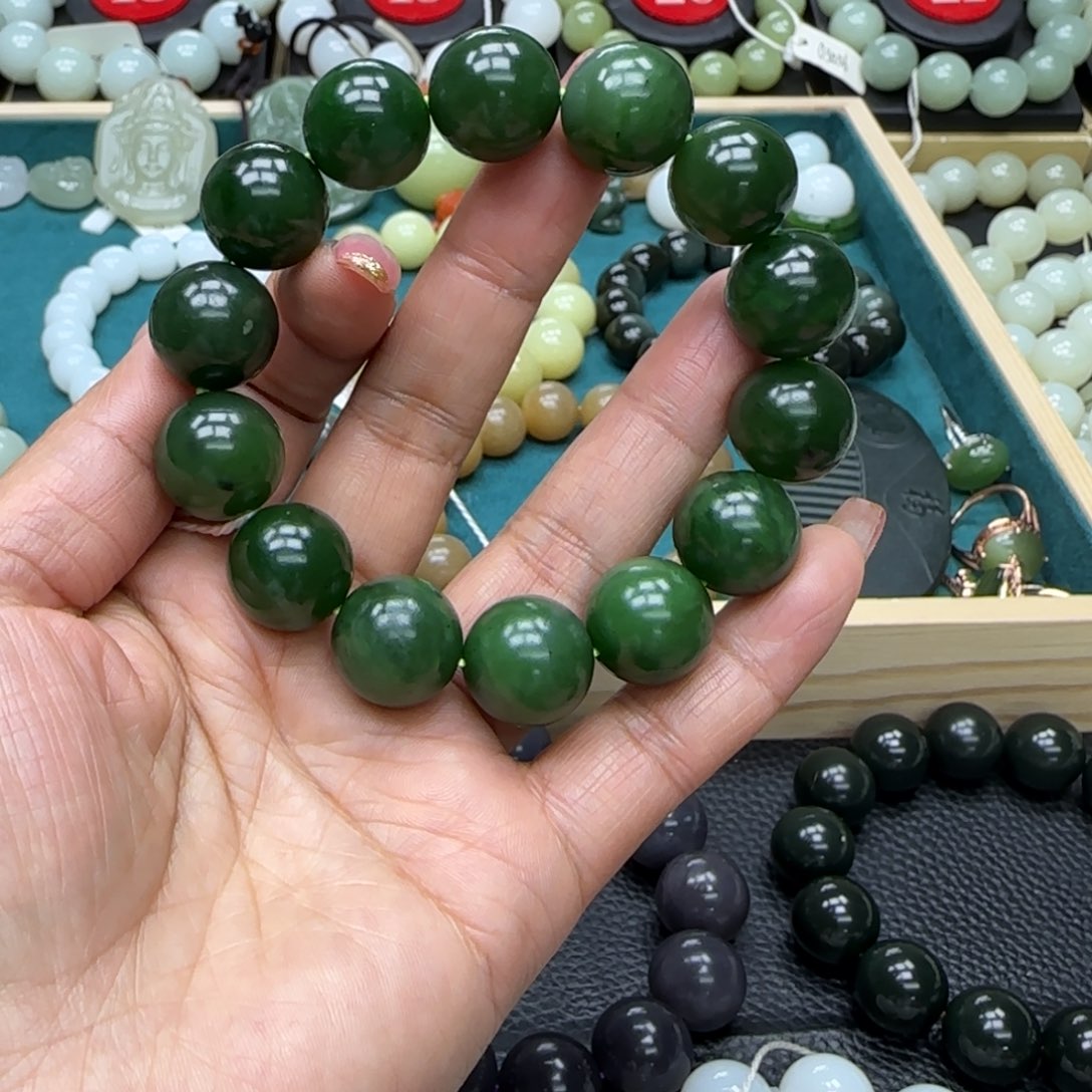 和田玉未镶嵌手链