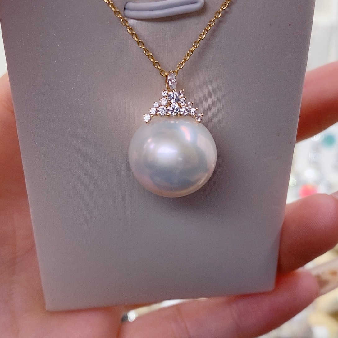 瑜***淡水珍珠18K金镶嵌吊坠(赠链)15左右