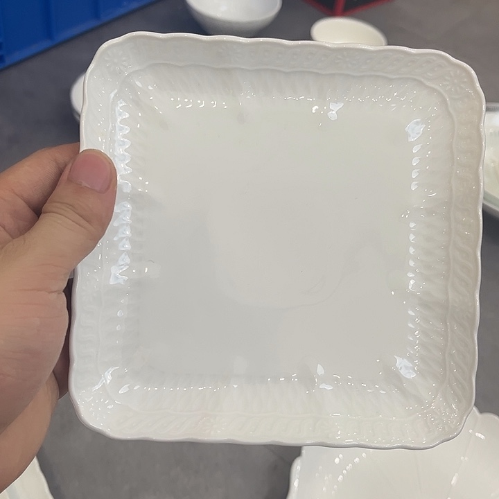 6寸白玉瓷正方盘爱丽思
