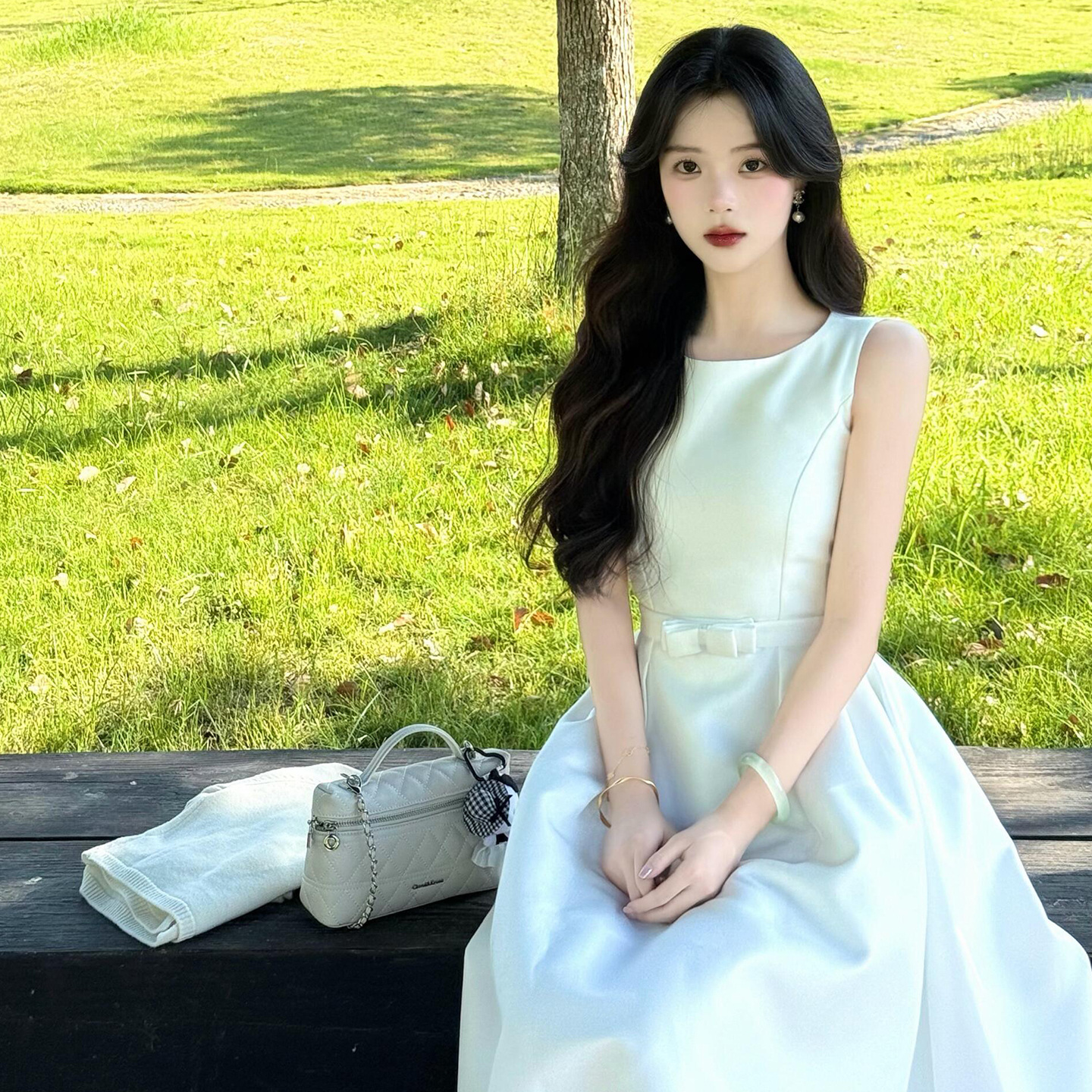 7476长裙V领连衣裙秋季女款飘带A字裙法式中长款白色