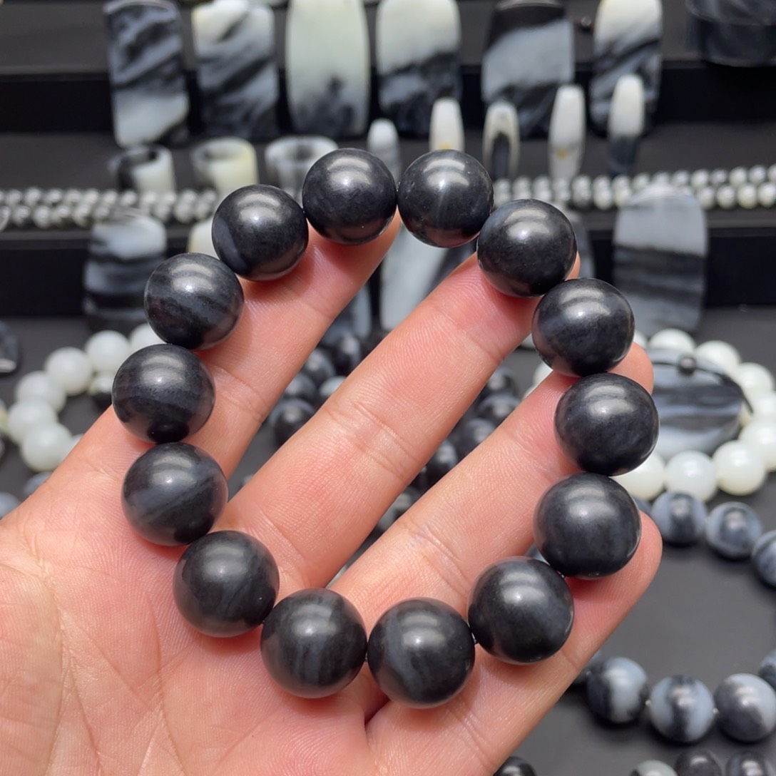 和田玉手串未镶嵌