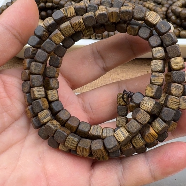 临***店手串沉香张勺子手串19克加