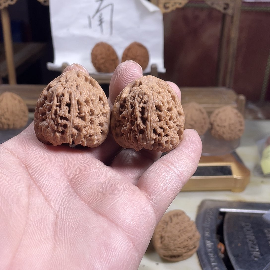 桃核吊坠长**勇文玩核桃南将石