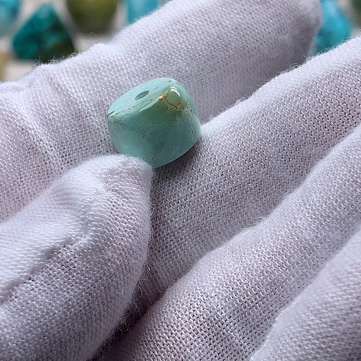 绿松石未镶嵌珠宝奇石直径11.5精品直切