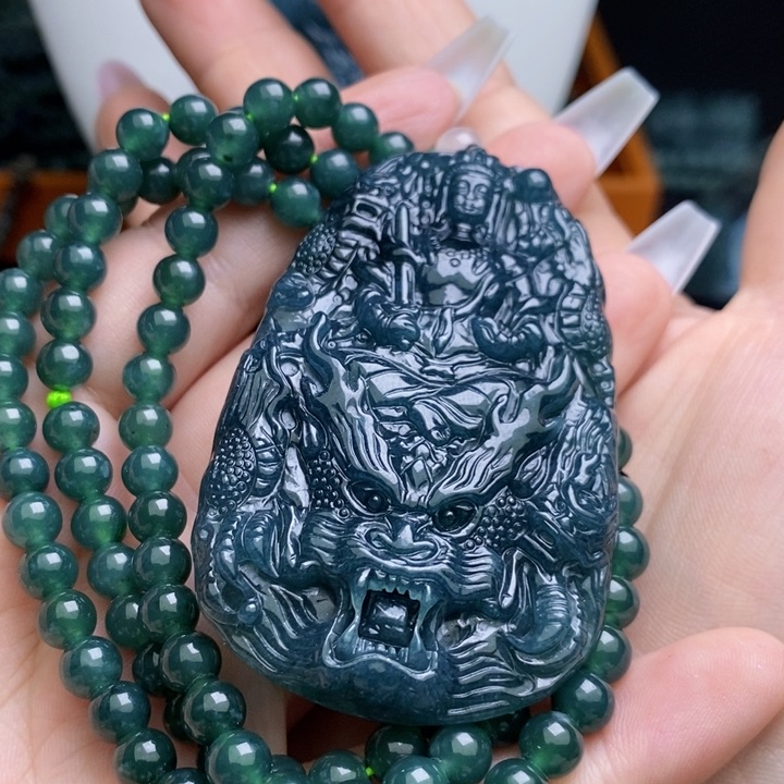 【闪购商品】翡翠颈饰未镶嵌…….