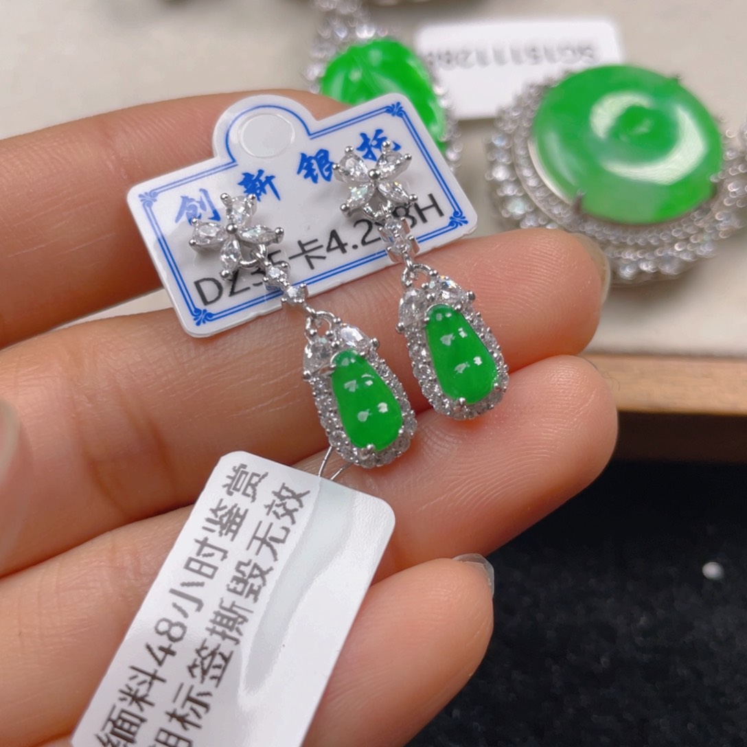翡翠耳饰银S925镶嵌翡翠