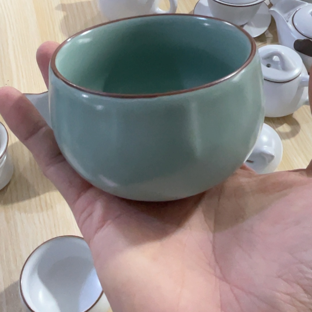 瓷片小微瑕。。。。。。。。。。。