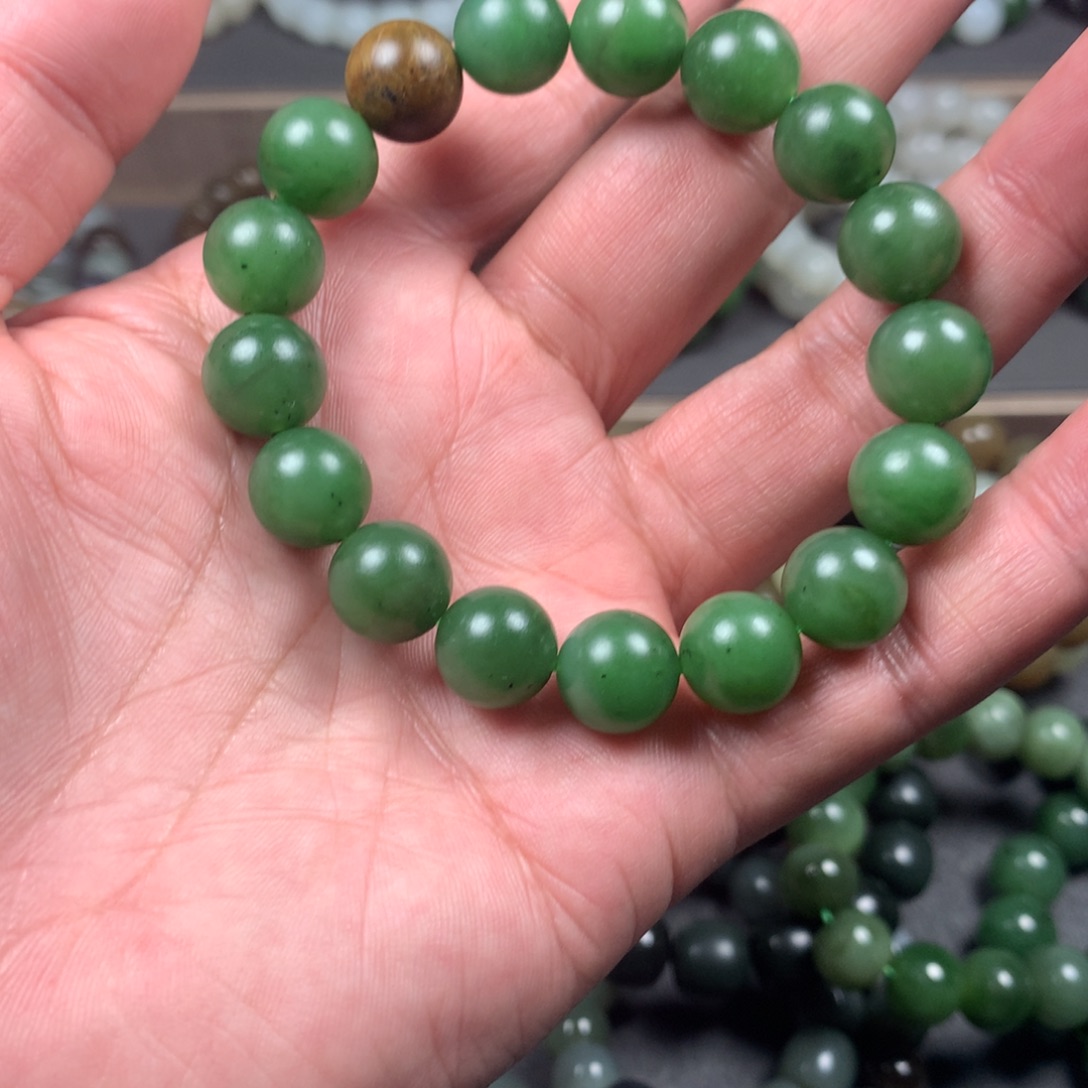 万****和田玉未镶嵌手链