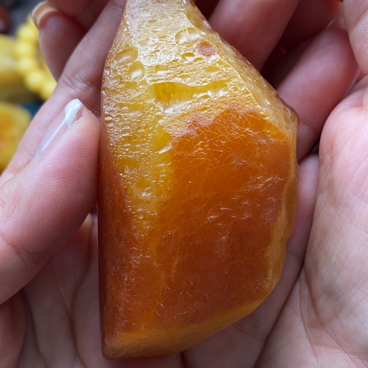 定制琥珀未镶嵌蜜蜡