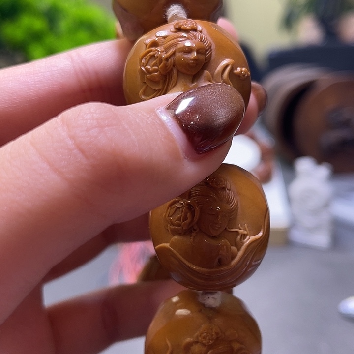 藏***布橄榄核吊坠橄榄核雕