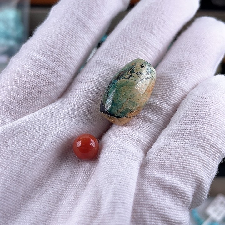 南红玛瑙珠宝奇石未镶嵌