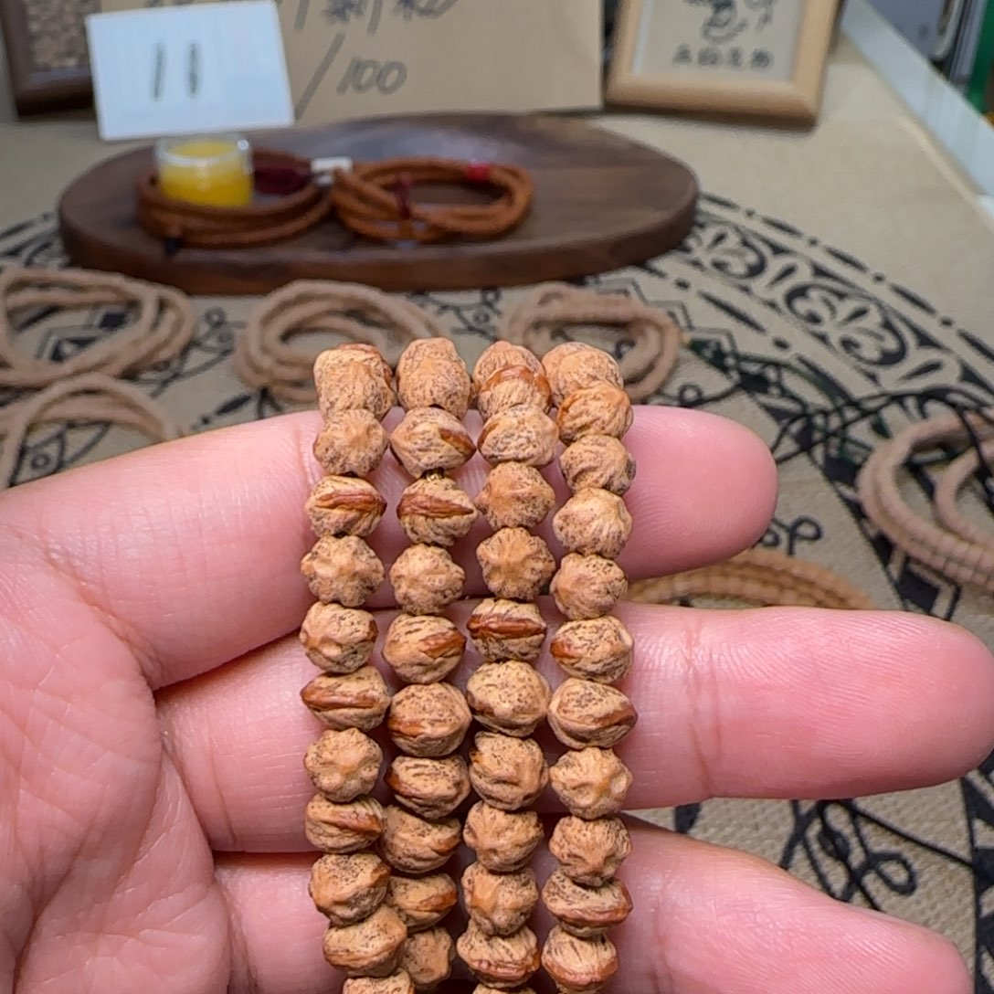 黑***桃柏香籽/百香籽手串