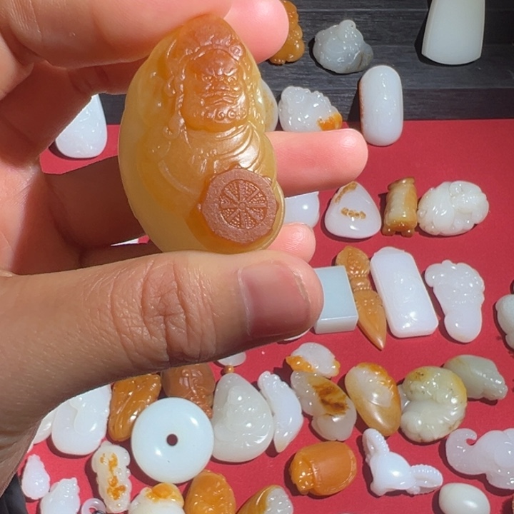 和田玉挂件未镶嵌朝**茗