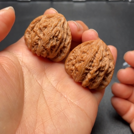 【闪购商品】把件文玩核桃密纹……