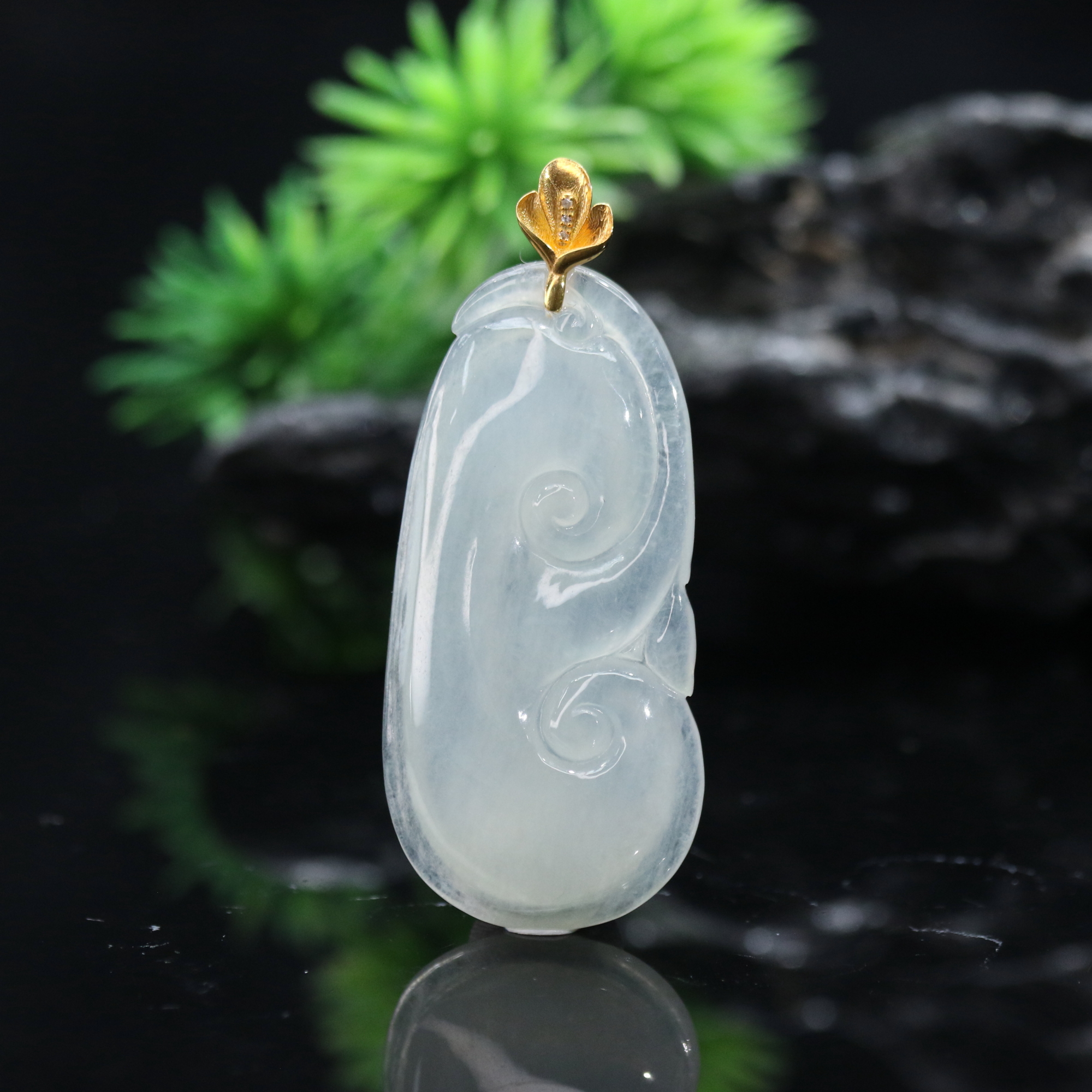 3天然缅甸翡翠A货18k冰晴如意吊坠/500651/上海嘉禾拍卖