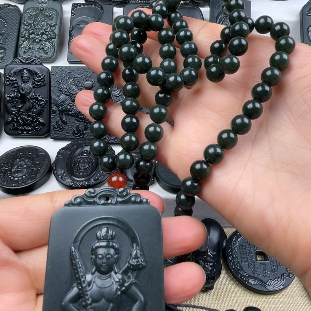 選***和田玉（青玉）未镶嵌颈饰